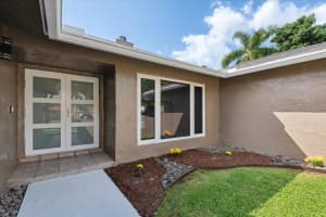 9710 NW 15th St, Plantation, FL 33322 Sold 05/07/24