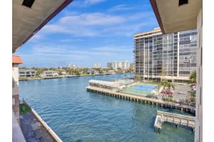 2081 S Ocean Dr 402, Hallandale Beach, FL 33009 Sold 04/12/24