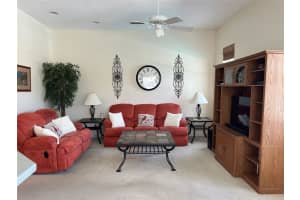 162 37th Dr, Vero Beach, FL 32968 Sold 05/14/24