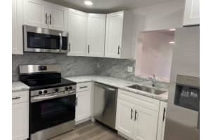 2820 Somerset Dr 4140, Fort Lauderdale, FL 33311 Sold 04/25/24