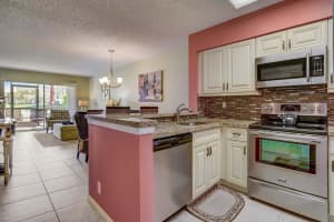 2222 N Cypress Bend Dr 105, Pompano Beach, FL 33069 Sold 08/16/24