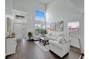 9312 NW 8th Cir, Plantation, FL 33324 Sold 05/15/24