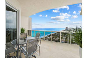 3100 N Ocean Blvd PH2704, Fort Lauderdale, FL 33308 Sold 05/14/24