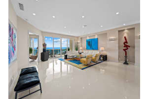 3100 N Ocean Blvd PH2704, Fort Lauderdale, FL 33308 Sold 05/14/24