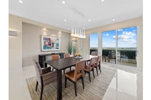 3100 N Ocean Blvd PH2704, Fort Lauderdale, FL 33308 Sold 05/14/24