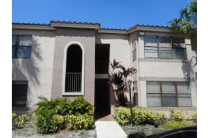 2986 S University Dr 8208, Davie, FL 33328 Sold 05/15/24