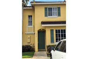 6062 SW 19th St 6062, North Lauderdale, FL 33068 Sold 05/30/24