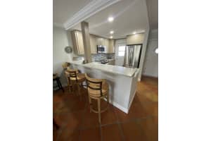 401 NE 19th Ave 21, Deerfield Beach, FL 33441 Sold 09/20/24