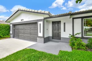 1071 NW 8th St, Boca Raton, FL 33486 Sold 05/31/24