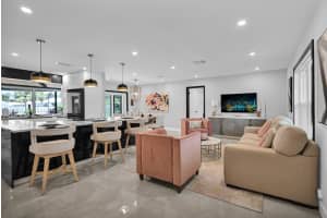 1071 NW 8th St, Boca Raton, FL 33486 Sold 05/31/24