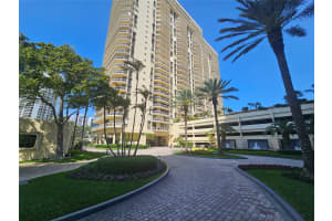 20191 E Country Club Dr 403, Aventura, FL 33180 Sold 11/22/24