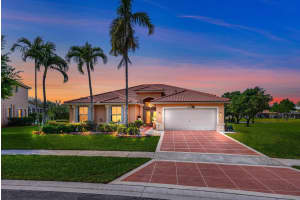 6372 Shadow Creek Village Cir, Lake Worth, FL 33463 Sold 08/20/24