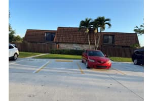 4113 Wimbledon Dr 4113, Hollywood, FL 33026 Sold 07/10/24