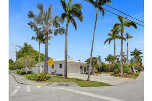 901 SE 10th Ct, Pompano Beach, FL 33060 Sold 09/17/24