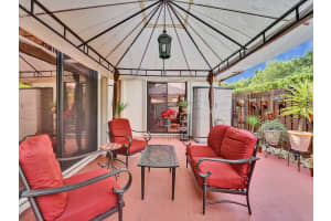 831 SW 120th Way, Davie, FL 33325 Sold 06/14/24