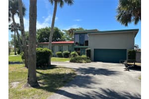 10198 Hwy 441 SE, Okeechobee, FL 34974 - MLS#F10429910