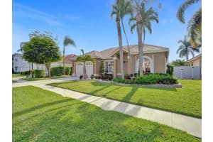 6220 FLORIDIAN Circle, Lake Worth, FL 33463 Sold 07/17/24