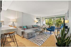 102 Royal Park Dr 2F, Oakland Park, FL 33309 Sold 07/09/24
