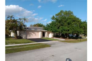 16653 Golfview Dr, Weston, FL 33326 Sold 12/20/24