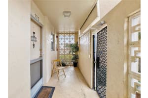 1777 SE 15th St 122, Fort Lauderdale, FL 33316 Sold 05/10/24