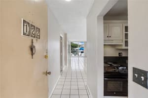 1777 SE 15th St 122, Fort Lauderdale, FL 33316 Sold 05/10/24