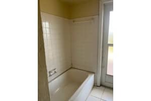 11861 NW 31st Pl, Sunrise, FL 33323 Sold 04/12/24