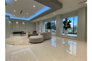 20335 W Country Club Dr 204, Aventura, FL 33180 Sold 07/29/24