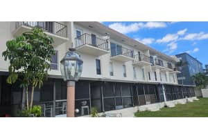 1100 Crystal Lake Dr 205, Pompano Beach, FL 33064 Sold 10/17/24