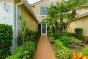 12455 Cristal Pointe Dr 101, Boynton Beach, FL 33437 Sold 05/15/24