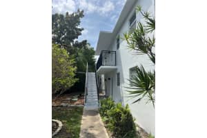 1015 SE 15th St 17C, Fort Lauderdale, FL 33316 Sold 06/21/24