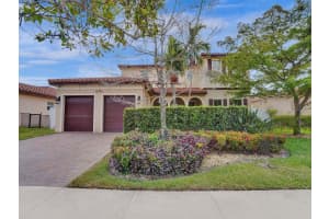 13160 SW 13th St, Davie, FL 33325 Sold 05/28/24