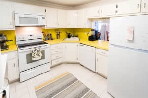 1865 S Ocean Dr 6B, Hallandale Beach, FL 33009 Sold 01/24/25