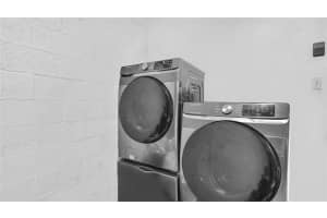 9209 NW 54th St, Sunrise, FL 33351 Sold 10/07/24