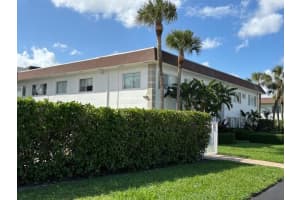 251 SE 6th Ave APT 6, Pompano Beach, FL 33060, Sold 06/17/24