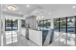 1000 Parkview Dr 210, Hallandale Beach, FL 33009 Sold 05/29/24