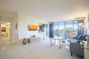 7100 Radice Ct 404, Lauderhill, FL 33319 Sold 12/12/24