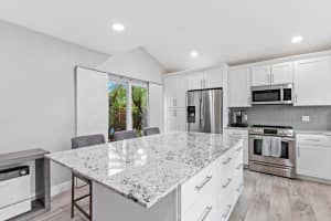 634 NW 132nd ter, Plantation, FL 33325 Sold 05/02/24