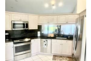 7777 Lexington Club Blvd B, Delray Beach, FL 33446 Sold 03/31/25