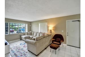 10098 40th Dr 284, Boynton Beach, FL 33436 Sold 08/02/24