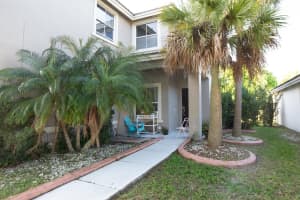 9871 S Grand Duke Cir, Tamarac, FL 33321 Sold 05/01/24