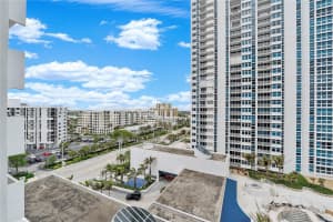1370 S Ocean Blvd 1006, Pompano Beach, FL 33062 Sold 05/23/24