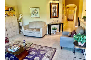 7735 Yardley Dr 313, Fort Lauderdale, FL 33321 Sold 10/23/24