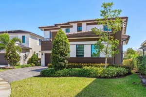 8660 Pacifica Lane, Parkland, FL 33067 Sold 05/06/24