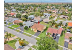 11731 NW 40th Pl, Sunrise, FL 33323 Sold 06/07/24