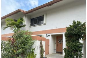 4206 SW 70th Ter 4206, Davie, FL 33314 Sold 04/29/24