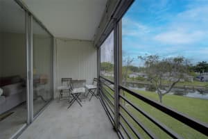 121 Royal Park Dr 3D, Oakland Park, FL 33309 Sold 07/12/24