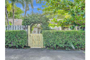 5009 E Lakes Dr 5009, Deerfield Beach, FL 33064 Sold 04/30/24