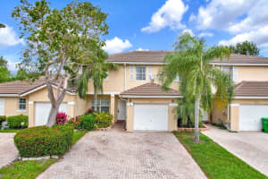 8937 NW 53rd St 1, Sunrise, FL 33351 Sold 05/20/24