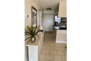 4800 Bayview Dr 503, Fort Lauderdale, FL 33308 Sold 04/08/25