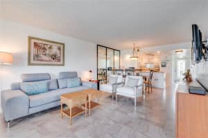 9320 S Hollybrook Lake Dr APT 210, Pembroke Pines, FL 33025, Sold 07/18/25